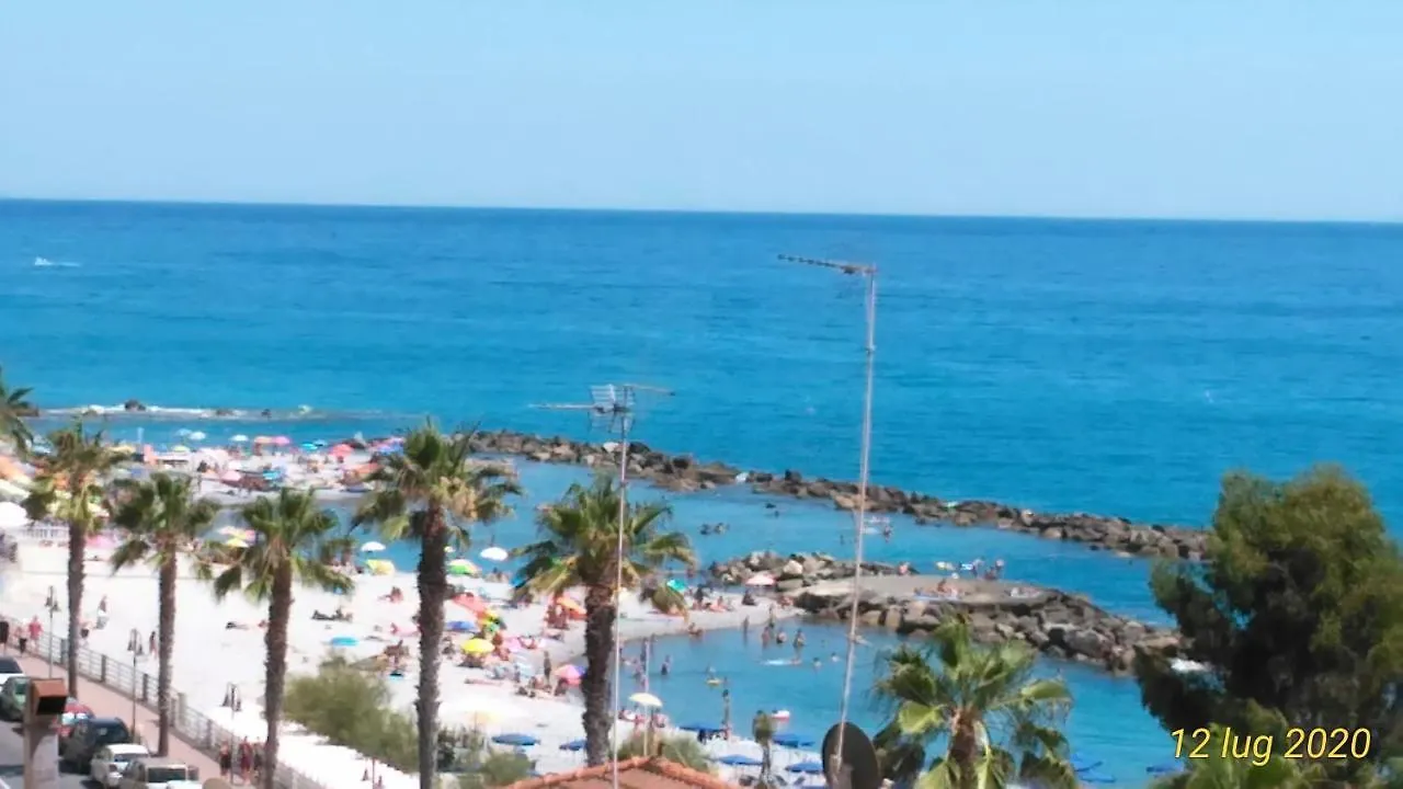Casa Al Mare Apartment Ventimiglia