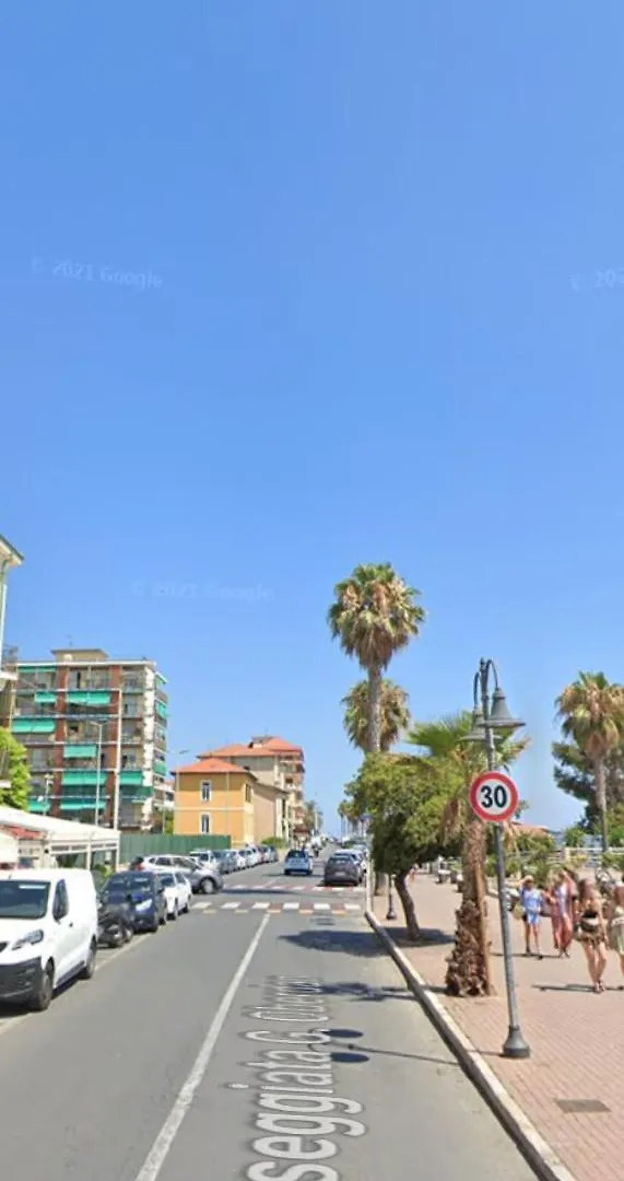Casa Al Mare Apartment Ventimiglia